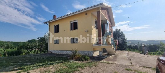 2 chambres Maison à Castelnuovo Calcea, Italy No. 294024 4