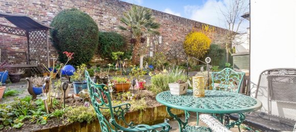 3 Schlafzimmer Haus in Essex, United Kingdom, Nr. 4083 2