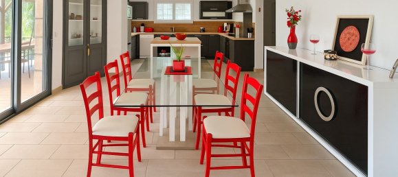 5 bedrooms Villa in Grasse, France No. 295178 5