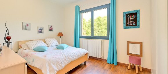 5 bedrooms Villa in Grasse, France No. 295178 8