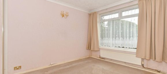 3 bedrooms Bungalow in Essex, United Kingdom No. 4063 12