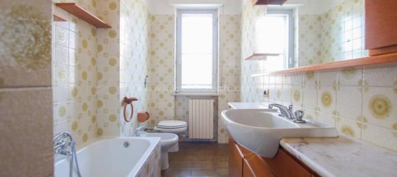 3-Zimmer Wohnung in Momo, Italy, Nr. 24652 20