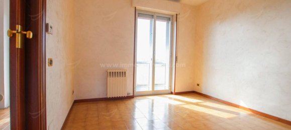 3-Zimmer Wohnung in Momo, Italy, Nr. 24652 9