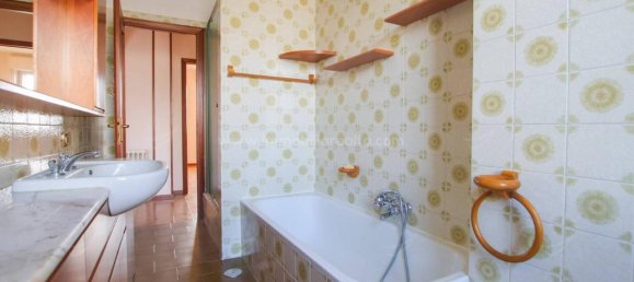 3-Zimmer Wohnung in Momo, Italy, Nr. 24652 21