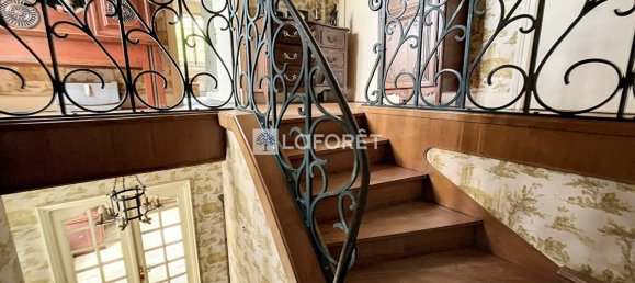 5 bedrooms House in Cuts, France No. 222210 6