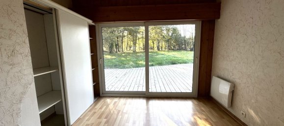 4 bedrooms House in Sainte-Helene, France No. 96659 13