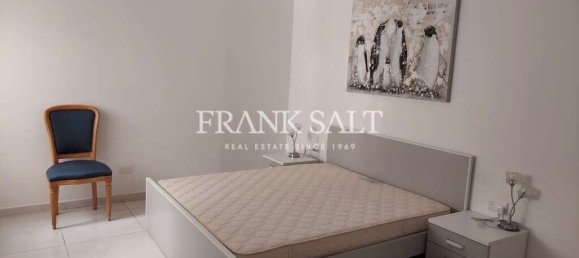 Apartamento de 3 dormitorios en Pieta, Malta No. 10056 10