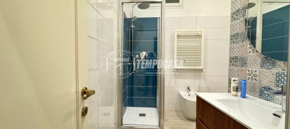 9 bedrooms Apartment in Genoa, Italy No. 316030 33