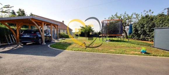 Moradia em banda T3 em Saint-Martin-d'Auxigny, France N.º 243528 2