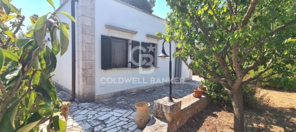 2 bedrooms Villa in Martina Franca, Italy No. 389914 4