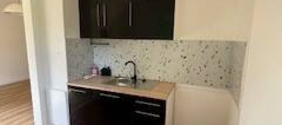 Estudio en Montmagny, France No. 333919 2