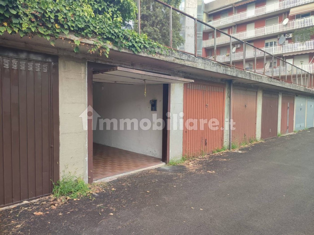 15m² Garage in Gorgonzola, Italy No. 380950