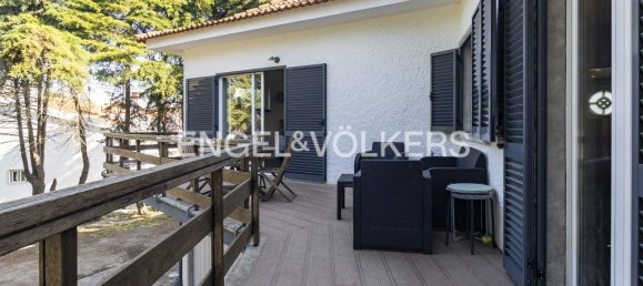 5 غرف نوم منزل في Almada, Portugal رقم 14819 14