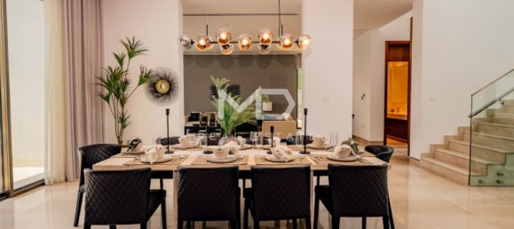 5 chambres Villa à Abu Dhabi, UAE No. 47571 51