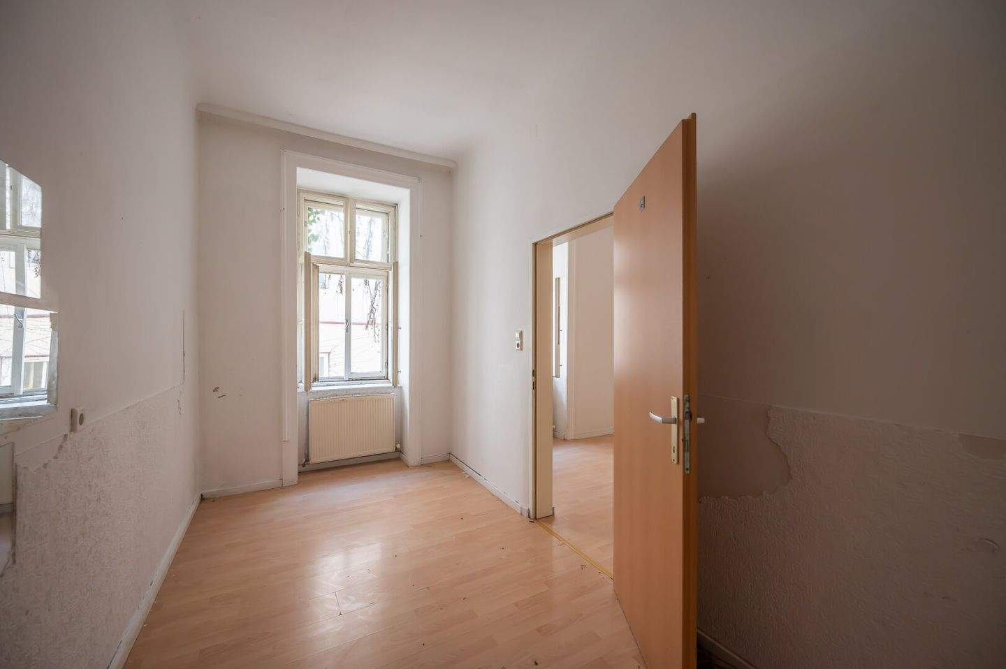2 rooms Apartment in Brigittenau, Austria No. 136373