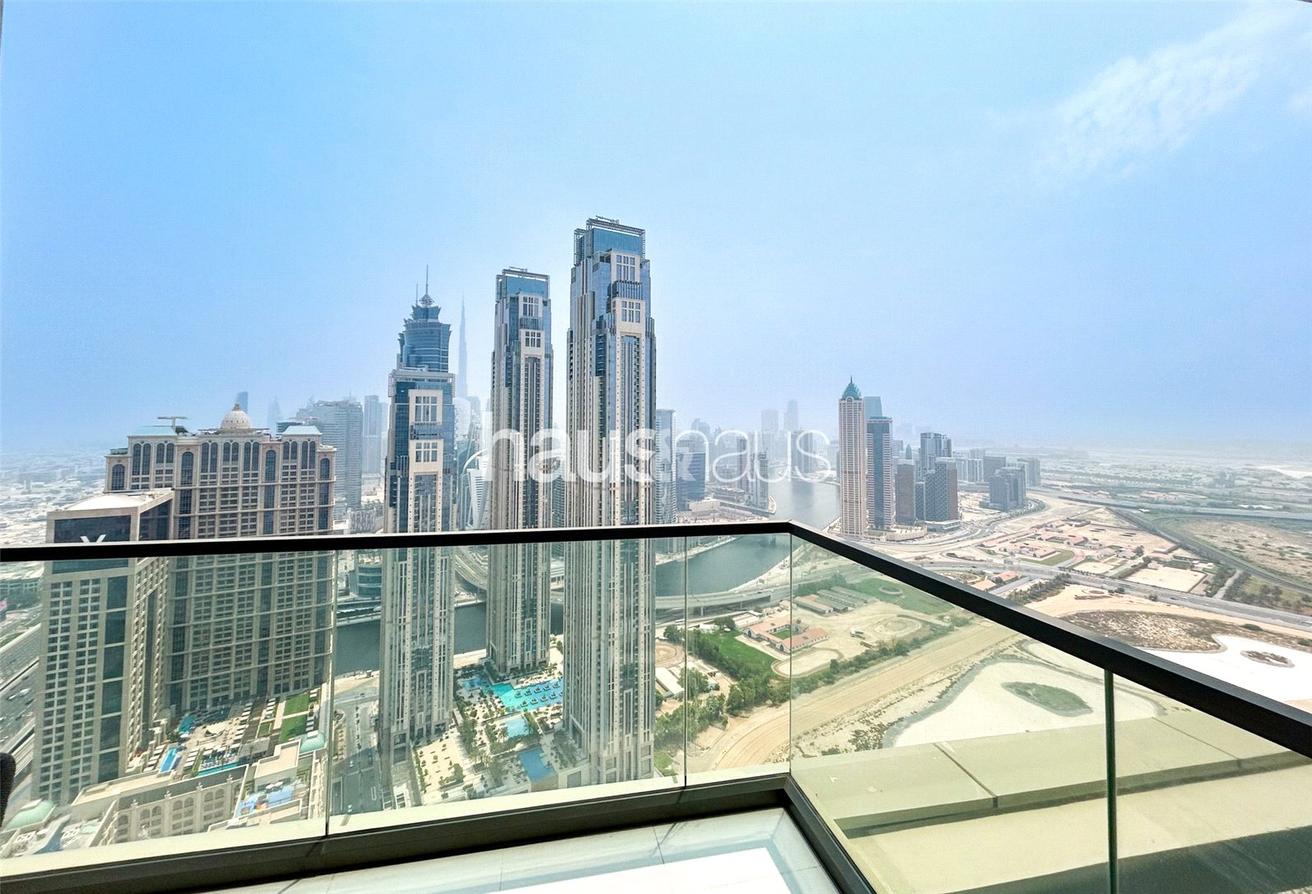 3 bedrooms Apartment in Business Bay, UAE No. 98747