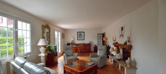 5 bedrooms House in Urrugne, France No. 319586 5