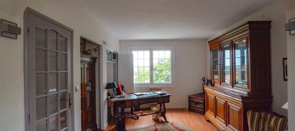 5 bedrooms House in Urrugne, France No. 319586 3