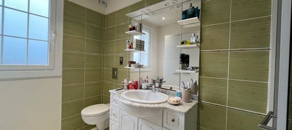 5 bedrooms House in Urrugne, France No. 319586 12