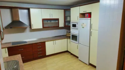 Квартира с 3 спальнями в Альбасете, Испания № 145394