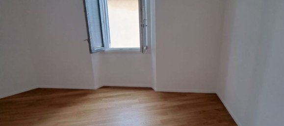Apartamento T2 em Milan, Italy N.º 357789 6