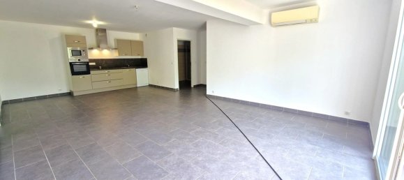 Apartamento de 2 dormitorios en Bastelicaccia, France No. 227232 5