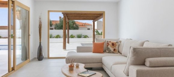 4 bedrooms Villa in Torrevieja, Spain No. 183580 4