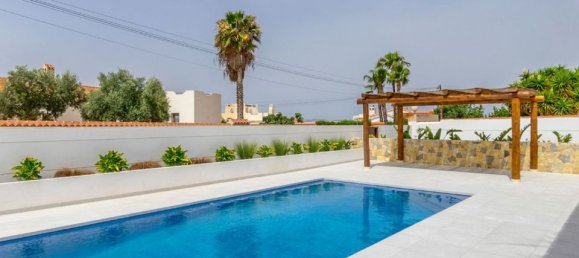 4 bedrooms Villa in Torrevieja, Spain No. 183580 6