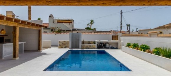 4 bedrooms Villa in Torrevieja, Spain No. 183580 17