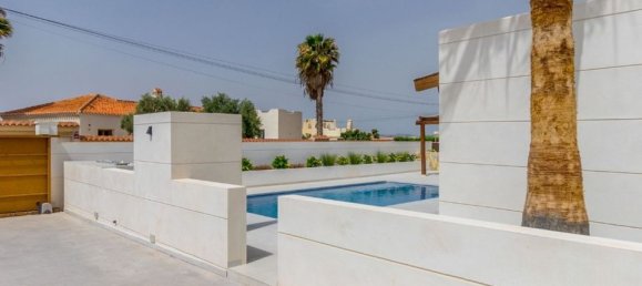 4 bedrooms Villa in Torrevieja, Spain No. 183580 7