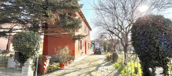 4 rooms House in Sala Bolognese, Italy No. 17930 32