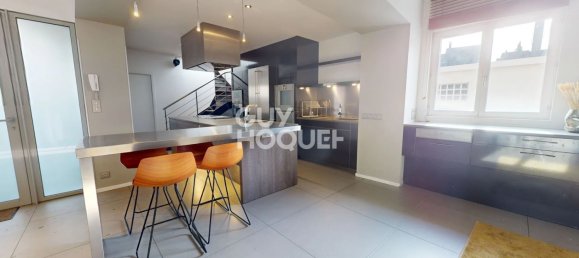 4 bedrooms House in Tours, France No. 218374 6