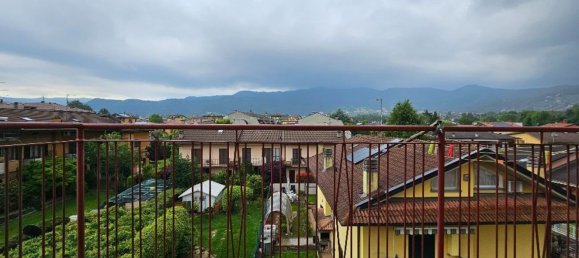 3 rooms Apartment in Ponteranica, Italy No. 8822 33