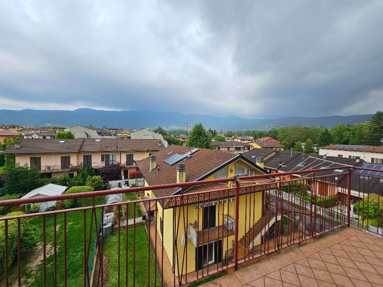 3 rooms Apartment in Ponteranica, Italy No. 8822