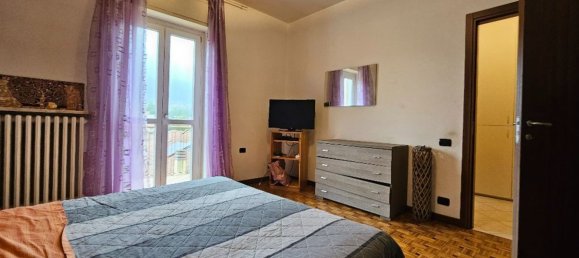 3 rooms Apartment in Ponteranica, Italy No. 8822 5