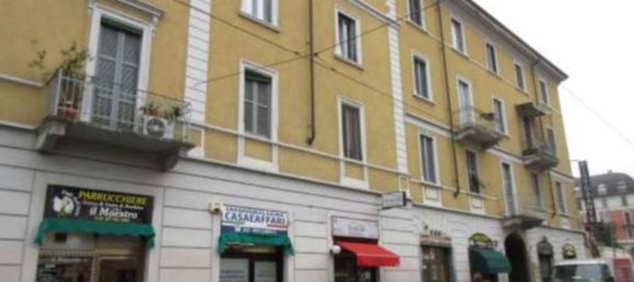 3 rooms Apartment in Milan, Italy No. 247882 6