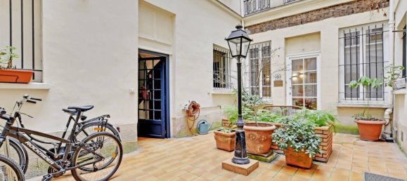 2 bedrooms Apartment in Paris, France No. 149112 10
