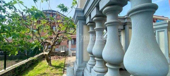 5 bedrooms Apartment in Cirié, Italy No. 77008 6