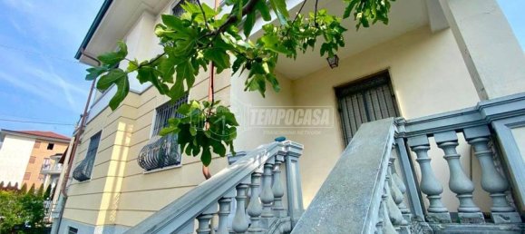 5 bedrooms Apartment in Cirié, Italy No. 77008 5