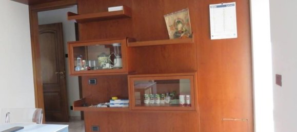 4-Zimmer Wohnung in Verona, Italy, Nr. 132471 7