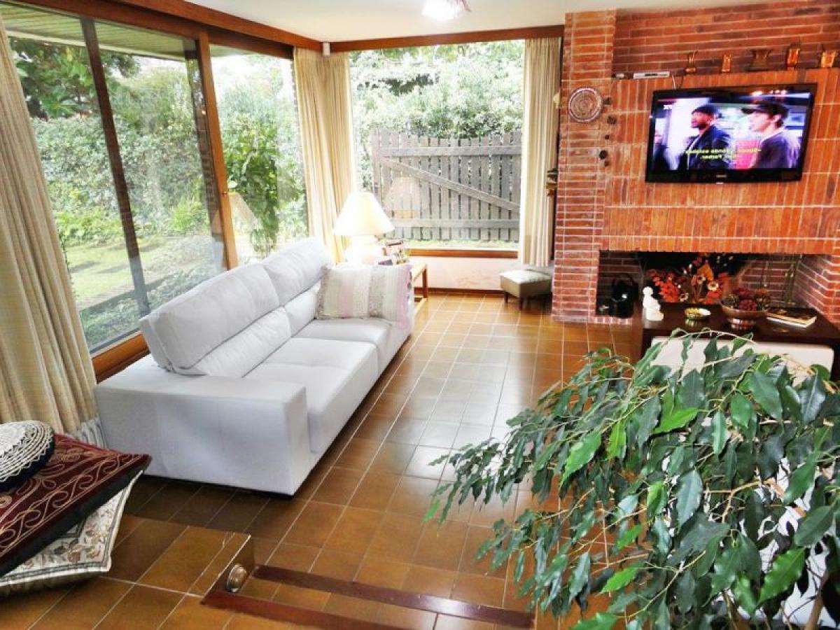 3 bedrooms House in Maldonado, Uruguay No. 4295