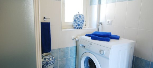 Apartamento de 2 dormitorios en Argegno, Italy No. 57459 9