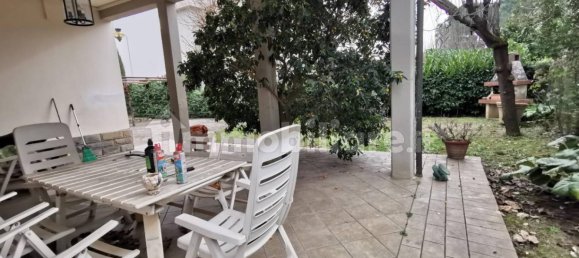 5 bedrooms House in Fucecchio, Italy No. 136454 49