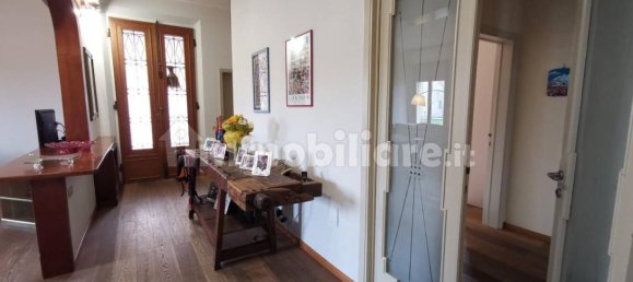 5 bedrooms House in Fucecchio, Italy No. 136454 9