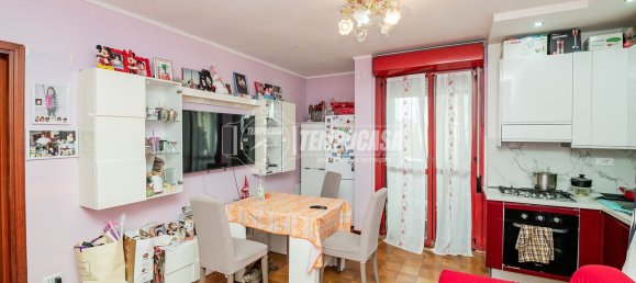 3 rooms Apartment in San Donato Milanese, Italy No. 100335 4