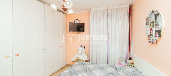 3 rooms Apartment in San Donato Milanese, Italy No. 100335 7