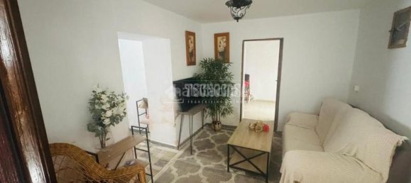 4 bedrooms House in Montoro, Spain No. 174414 2