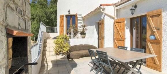 5 bedrooms Villa in Levens, France No. 279632 13