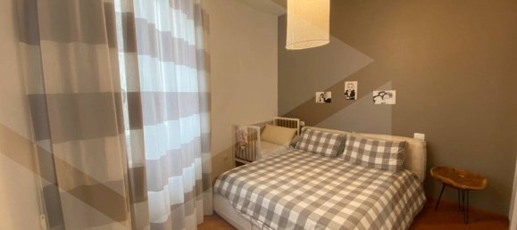 Квартира с 3 комнатами в Бари, Италия № 33877 2