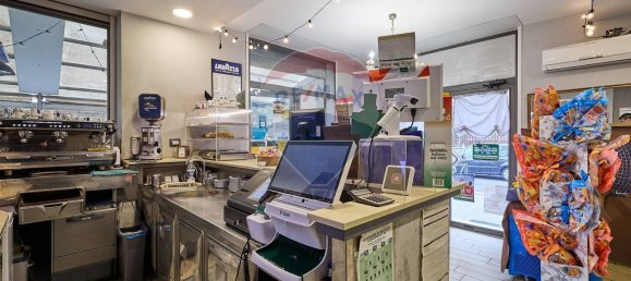 71m² Commercial property in Rome, Italy No. 107746 10